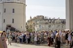 Polonez maturzystów na placu Katedralnym w Wilnie [fotogaleria], fot. Karina Mieczkowska