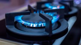Nowe przepisy wprowadzają mechanizm, który ma ograniczyć wzrost cen ciepła dla odbiorców (fot. Shutterstock/Marian Weyo)