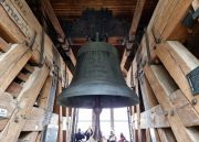 Wawel is also home to Poland's most important bell, cast in 1520 in Kraków at the behest of King Sigismund the Old. Photo: Zala via Wikimedia Commons. 