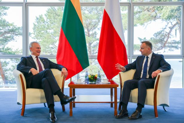 Podczas spotkania w Juracie odbyły się konsultacje prezydentów Polski i Litwy (fot. PAP/Jakub Szymczuk/KPRP)