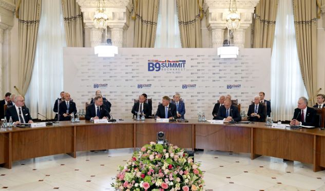 Spotkanie przywódców państw Bukaresztańskiej Dziewiątki w Bukareszcie (fot. PAP/EPA/ROBERT GHEMENT)