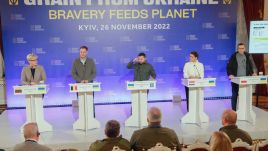 Konferencja prasowa premierów w Kijowie  (fot. PAP/EPA/SERGEY DOLZHENKO)