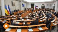Senatorowie na sali obrad Senatu  (fot.PAP/Radek Pietruszka)