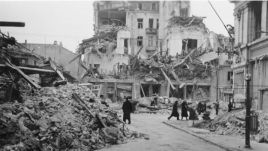 Warsaw, the capital of Poland, destroyed by German Nazis. Photo: PAP/Alamy