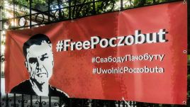 “Free Poczobut” poster hanging in front of the Polish Journalists Association (SDP) headquarters in Warsaw, Poland on July 29, 2021. Photo by Beata Zawrzel/NurPhoto via Getty Images