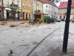 Zniszczenia na rynku w Żninie (fot. Radio Żnin)