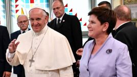 Premier Beata szydło rozmawiała z papieżem Franciszkiem (fot. PAP/Maciej Kulczyński)