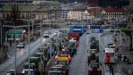 Hundreds of striking farmers’ tractors reach Czech capital, disrupting traffic