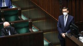 Zdaniem premiera atak dotyczy wielu byłych i obecnych posłów i senatorów (fot. PAP/Wojciech Olkuśnik)