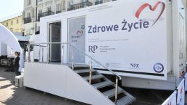 Poza Warszawą, Mobilne Strefy Zdrowia gościły już w Łomży, Stalowej Woli i Biłgpraju  (fot. arch. PAP/Radek Pietruszka)