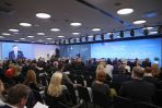 Prezydent RP Andrzej Duda podczas wystąpienia w trakcie Konferencji Lennart Meri 2022 w Hotelu Radisson w Tallinie (fot. PAP/Leszek Szymański)