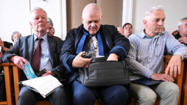 A court hears the appeal case of Josef Skála (C), Juraj Václavík (R) and Vladimír Kapal (L) in Prague, June 7, 2023. Photo: Michal Kamaryt/ PAP 