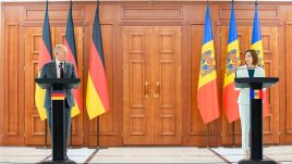 President of Moldova Maia Sandu (R) and German Chancellor Olaf Scholz (L) attend a joint press conference in Chisinau, Moldova, 21 August 2024. Photo by: Dumitru Doru via PAP  