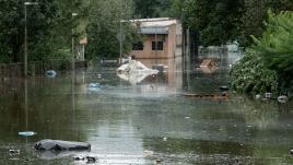 Flooding in the town of Wleń, southwestern Poland. Photo: PAP/Krzysztof Cesarz