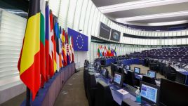 Parlament Europejski wybierze nowego przewodniczącego i wiceszefów (fot. arch. PAP/EPA/JULIEN WARNAND)