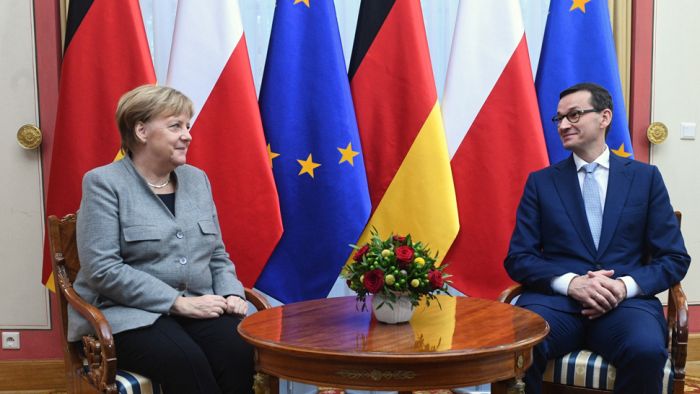 Znalezione obrazy dla zapytania merkel morawiecki
