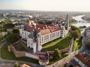 Wawel became a symbol of Poland’s integration into European culture, as artists, craftsmen and architects from across the continent contributed to its evolution.  Photo: Monika Towiańska via Wikimedia Commons. 