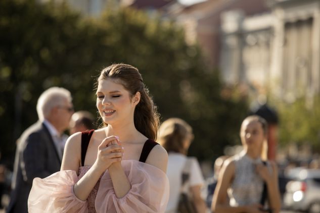 Polonez maturzystów na placu Katedralnym w Wilnie [fotogaleria], fot. Karina Mieczkowska