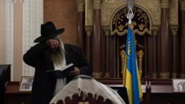 Ukrainian Chief Rabbi Moshe Azman attends a funeral of his son at Kyiv’s Central Synagogue on September 12. Photo: Oleksandr Magula/Suspilne Ukraine/JSC "UA:PBC"/Global Images Ukraine via Getty Images 