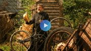 Film „U Pana Boga za miedzą” to doskonała okazja, by ponownie spotkać się z barwnymi postaciami z Królowego Mostu. Fot. TVP
