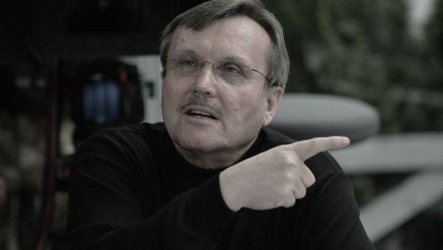 Witold Adamek, operator filmowy, reżyser i scenarzysta. Stał za kamerą w kultowych serialach i filmach m.in. „Matki, żony i kochanki”,  „Pociąg do Hollywood”. Zmarł 18 lutego (fot. TVP)
