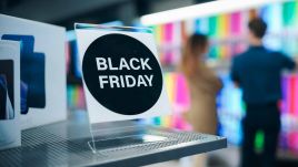 Black Friday w 2024 r. wypada 29 listopada. Fot. Gorodenkoff/ Shutterstock
