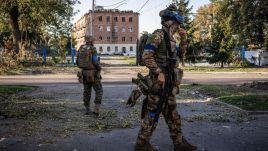 Ukrainian soldiers in Sudzha, Kurske Region, Russia, August 18, 2024. Photo: Ed Ram/For The Washington Post via Getty Images    