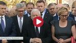 Jarosław Kaczyński i przedstawiciele rządu i parlamentu przed Pałacem Prezydenckim (fot. TVP Info)
