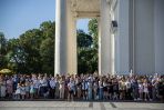 Polonez maturzystów na placu Katedralnym w Wilnie [fotogaleria], fot. Karina Mieczkowska