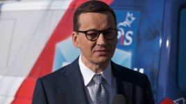 Premier Morawiecki ruszył w objazd po Polsce (fot. PAP/Mateusz Marek)