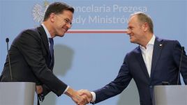 NATO Secretary General Mark Rutte (L) and Polish Prime Minister Donald Tusk (R) met in Warsaw on Wednesday. Photo: PAP/Paweł Supernak