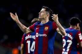 Sensacyjne zwycięstwo Barcelony nad Valencią: Hat-trick Lewandowskiego!, fot. Getty Images/Europa Press/Javier Borrego