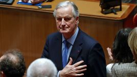 Far-right and left-wing lawmakers backed a no-confidence motion against PM Michel Barnier. Photo: PAP/EPA/YOAN VALAT