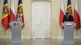 Prezydent Mołdawii Maia Sandu gości z oficjalną wizytą w Warszawie (fot. PAP/Marcin Obara)