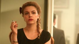 Ewka na potrzeby konspiracji przyjmuje nową tożsamość (fot. TVP)