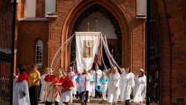  XII Dziękczynny Festyn Parafialny w Podbrzeziu [fotogaleria], fot. TVP Wilno/ Karina Mieczkowska