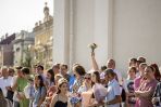 Polonez maturzystów na placu Katedralnym w Wilnie [fotogaleria], fot. Karina Mieczkowska