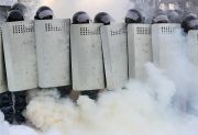 Тактическое боевое построение “Чешуя”. (Фото: Донат Сорокин / ТАСС / Forum)
