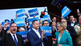 Members of the far-right Freedom Party celebrate early voting results. Photo: PAP/EPA/FILIP SINGER