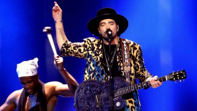 Finał – Holandia: Waylon – „Outlaw In 'Em”