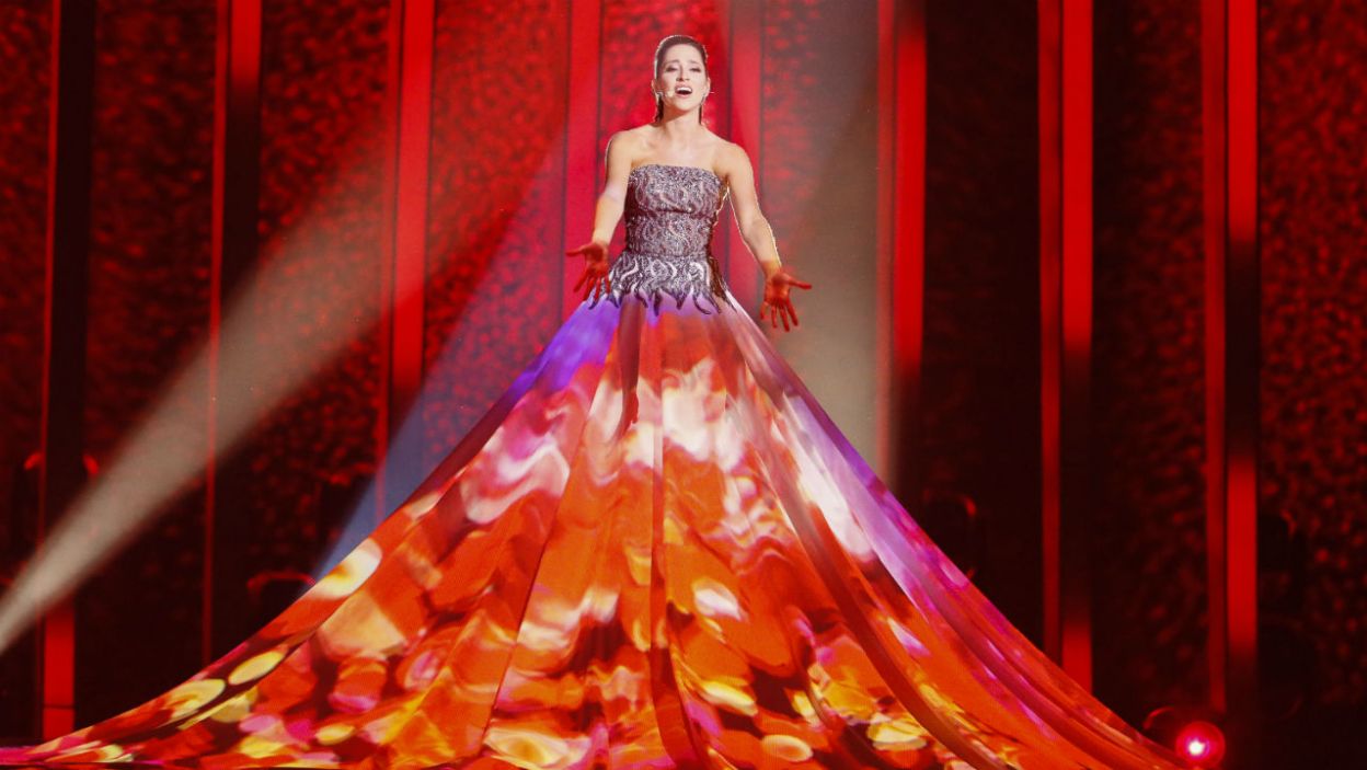 Elina Nechayeva olśniła publiczność nie tylko swoim utworem, ale też kreacją! (fot. Andreas Putting/eurovision.tv)