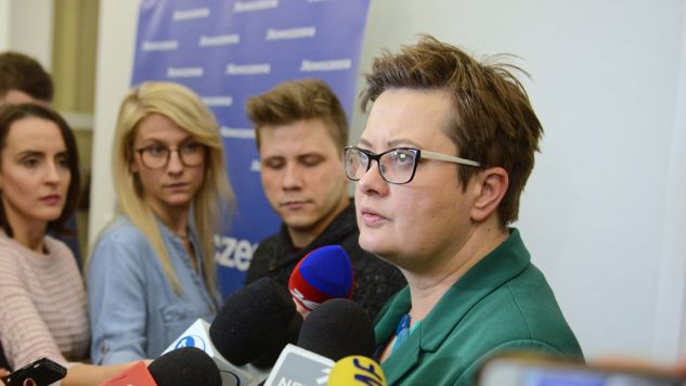 6 grudnia Katarzyna Lubnauer została przewodniczącą koła poselskiego, po utracie przez tę partię klubu w wyniku odejścia kilkorga posłów (fot. PAP/Jakub Kamiński)