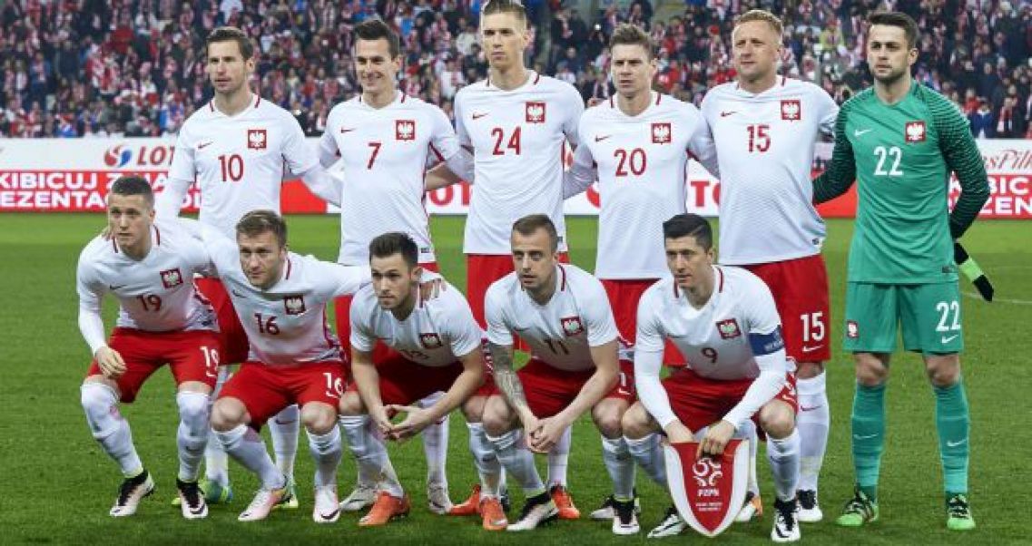 Ile Trwa Przerwa W Meczu Piłki Nożnej Pilka Nozna Reprezentacja Polski Mecze