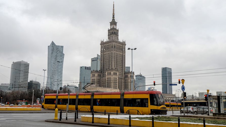 Zwycięstwo koreańskiej firmy Hyundai w przetargu na pojazdy spotkało się z wieloma wątpliwościami (fot. arch. PAP/Marcin Obara)