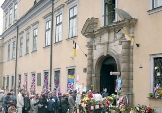 Zostań z nami. 2002