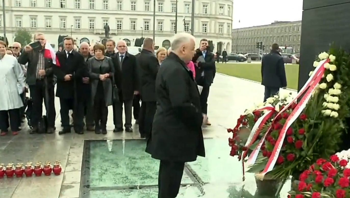 10 kwietnia 2010 r. w katastrofie samolotu Tu-154M pod Smoleńskiem zginęło 96 osób (fot. TVP info)